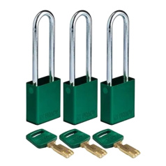 Замки алюминиевые Brady SafeKey со стальной дужкой, 76 мм, Ø 6.4 мм, система "Одинаковые ключи", зеленые, 3 шт [gws150238]