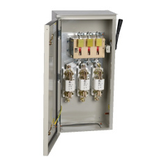 Ящик с рубильником и предохранителями IEK ЯРП-400А, У1, IP54 [YARP-400-74-54]