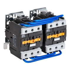 Контактор IEK КМИ-49532 реверс 95А 230В/АС3 2NO;2NC [KKM43-095-230-22-1]
