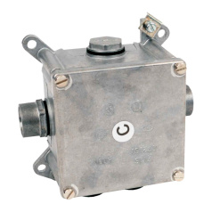 Коробка распределительная Kopos алюминиевая 7216 C (P16) IP54 96х96х64 мм