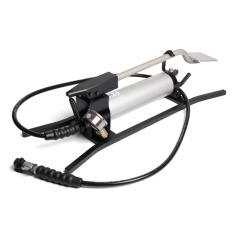 Помпа гидравлическая ножная КВТ ПМН-7012А (76642)