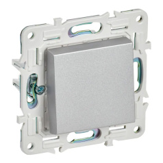 Проходной выключатель IEK SKANDY одноклавишный 10А SK-V02S серебряный [SK-V12-0-10-K23]