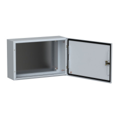 Корпус металлический IEK TITAN 5 ЩМП-40.60.20, УХЛ1, IP66, серый [TI5-10-N-040-060-020-66]